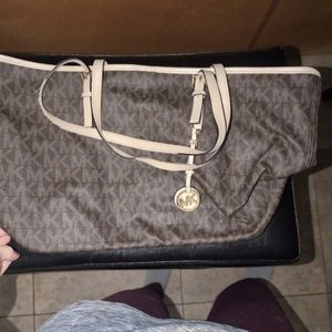 Michael Kors purse